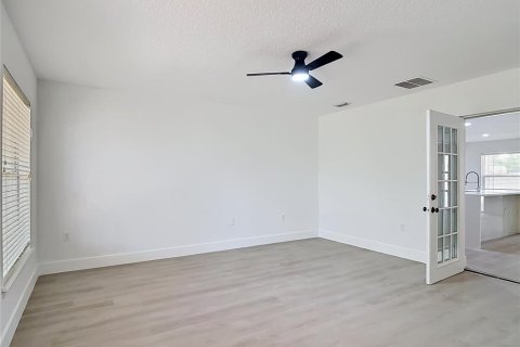 Casa en venta en Deltona, Florida, 3 dormitorios, 148.64 m2 № 2228246 - foto 22