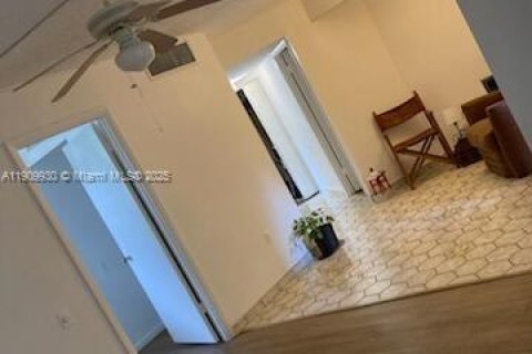 Copropriété à vendre à Tamarac, Floride: 2 chambres, 88.26 m2 № 1969633 - photo 6