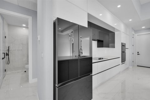 Купить виллу или дом в Кейп-Корал, Флорида 4 спальни, № 1975419 - фото 17