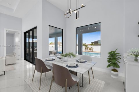 Купить виллу или дом в Кейп-Корал, Флорида 4 спальни, № 1975419 - фото 16