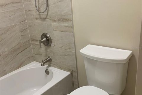 Купить виллу или дом в Альтамонте-Спрингс, Флорида 3 комнаты, 165.09м2, № 2104593 - фото 22