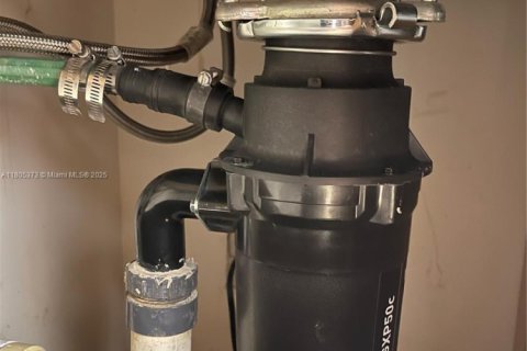 Condo in Tamarac, Florida, 2 bedrooms  № 1961004 - photo 10