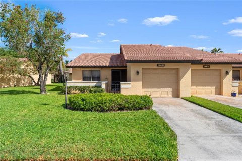 Casa en venta en Fort Myers, Florida, 2 dormitorios, 100.33 m2 № 1618367 - foto 2