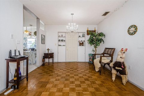 Casa en venta en Port Richey, Florida, 2 dormitorios, 137.5 m2 № 1722204 - foto 7