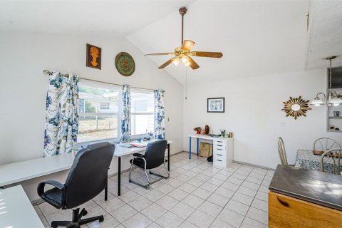 Casa en venta en Port Richey, Florida, 2 dormitorios, 137.5 m2 № 1722204 - foto 13