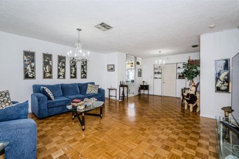 Casa en venta en Port Richey, Florida, 2 dormitorios, 137.5 m2 № 1722204 - foto 6