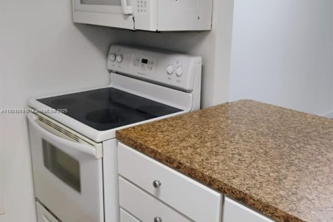 Купить кондоминиум в Бока-Ратон, Флорида 1 спальня, 65.03м2, № 1976145 - фото 15