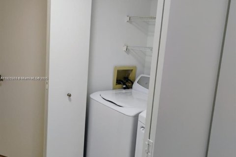 Купить кондоминиум в Бока-Ратон, Флорида 1 спальня, 65.03м2, № 1976145 - фото 5