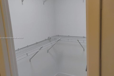 Купить кондоминиум в Бока-Ратон, Флорида 1 спальня, 65.03м2, № 1976145 - фото 9