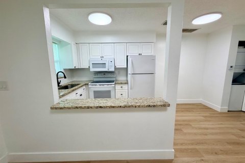 Appartement à louer à Pompano Beach, Floride: 1 chambre, 65.03 m2 № 2426382 - photo 9