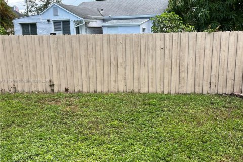 Touwnhouse à louer à Miami, Floride: 3 chambres, 130.06 m2 № 1834167 - photo 7