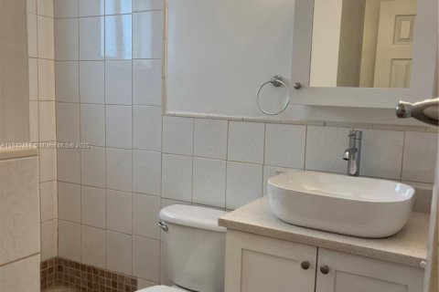 Touwnhouse à louer à Miami, Floride: 3 chambres, 130.06 m2 № 1834167 - photo 9