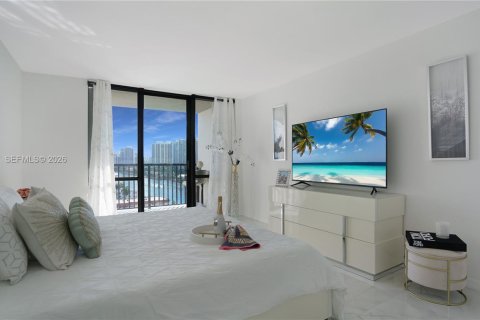 Copropriété à vendre à Hallandale Beach, Floride: 2 chambres, 94.76 m2 № 2000079 - photo 22