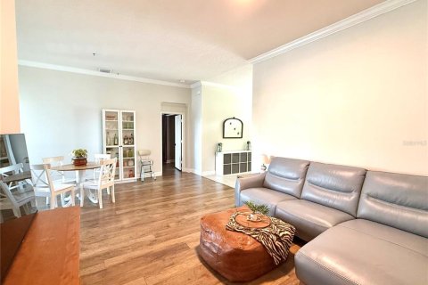 House in Land O' Lakes, Florida 4 bedrooms, 281.77 sq.m. № 2351453 - photo 12