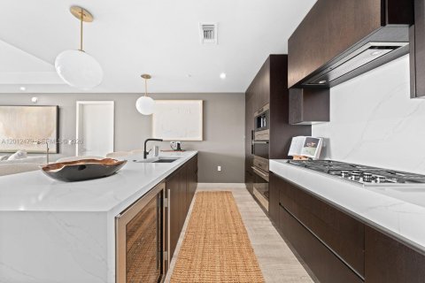 Condo in Fort Lauderdale, Florida, 3 bedrooms № 2076467 - photo 13