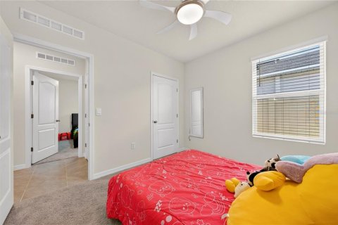 House in Poinciana, Florida 3 bedrooms, 148.64 sq.m. № 2210317 - photo 29