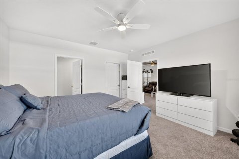 House in Poinciana, Florida 3 bedrooms, 148.64 sq.m. № 2210317 - photo 20