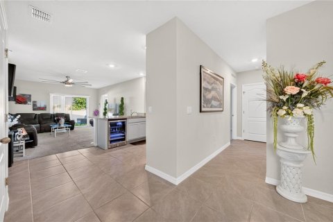 House in Poinciana, Florida 3 bedrooms, 148.64 sq.m. № 2210317 - photo 6