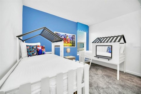 Casa en venta en Kissimmee, Florida, 6 dormitorios, 305.74 m2 № 1518996 - foto 12
