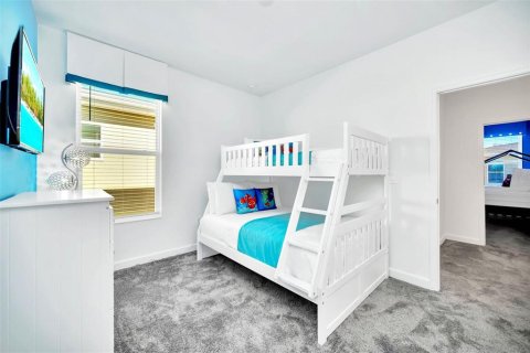 Casa en venta en Kissimmee, Florida, 6 dormitorios, 305.74 m2 № 1518996 - foto 18