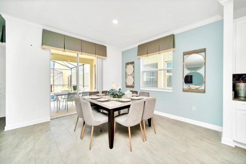 Casa en venta en Kissimmee, Florida, 6 dormitorios, 305.74 m2 № 1518996 - foto 7