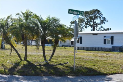 Land in North Port, Florida № 2239027 - photo 2