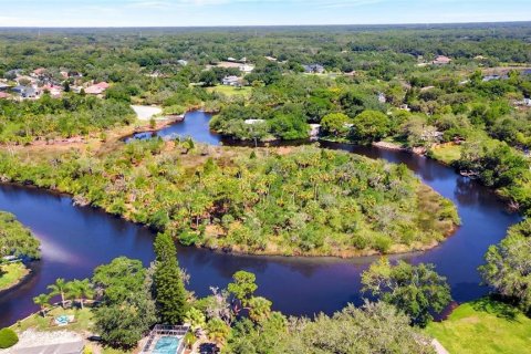 Terreno en venta en New Port Richey, Florida № 1812874 - foto 3