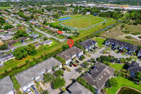 Townhouse in Lauderhill, Florida 2 bedrooms, 117.15 sq.m. № 1776342 - photo 29
