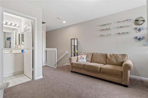 Townhouse in Lauderhill, Florida 2 bedrooms, 117.15 sq.m. № 1776342 - photo 20