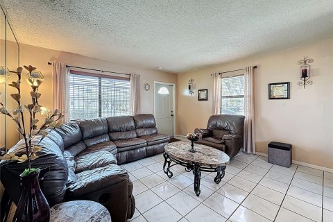 Villa ou maison à vendre à Florida City, Floride: 4 chambres, 110.74 m2 № 1966328 - photo 9