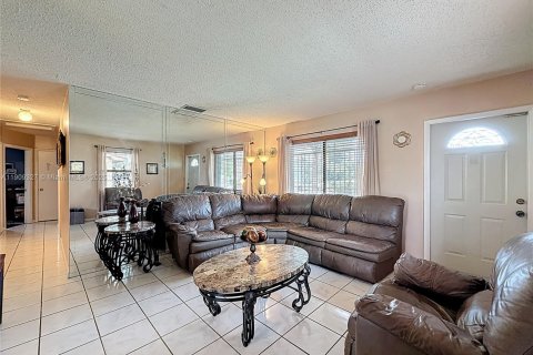 Villa ou maison à vendre à Florida City, Floride: 4 chambres, 110.74 m2 № 1966328 - photo 7