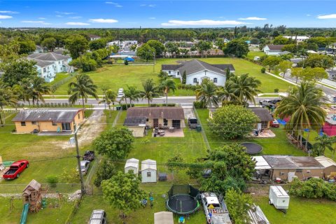 Villa ou maison à vendre à Florida City, Floride: 4 chambres, 110.74 m2 № 1966328 - photo 26