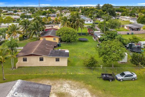 Villa ou maison à vendre à Florida City, Floride: 4 chambres, 110.74 m2 № 1966328 - photo 22
