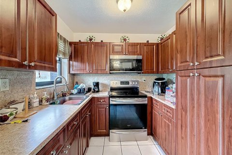 Villa ou maison à vendre à Florida City, Floride: 4 chambres, 110.74 m2 № 1966328 - photo 11