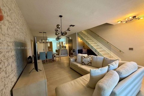 Купить таунхаус в Уэстон, Флорида 2 спальни, 128.76м2, № 2068236 - фото 7