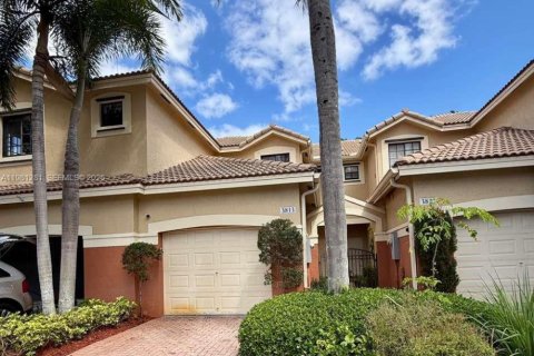 Таунхаус в Уэстон, Флорида 2 спальни, 128.76м2 № 2068236