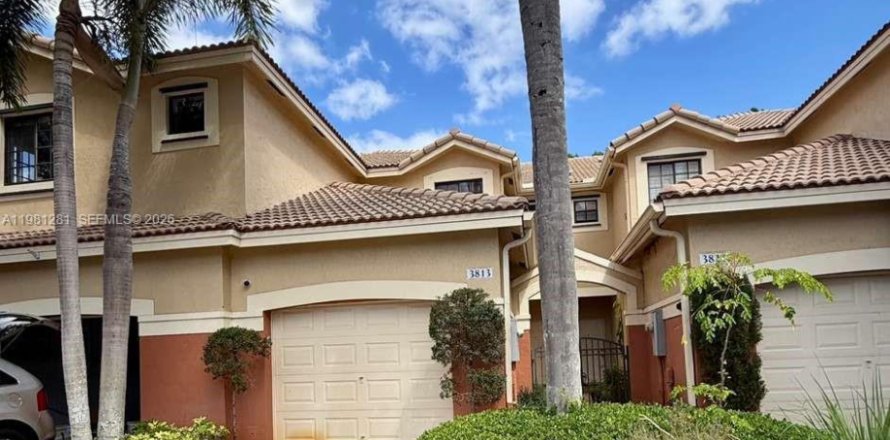 Таунхаус в Уэстон, Флорида 2 спальни, 128.76м2 № 2068236