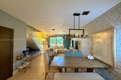 Купить таунхаус в Уэстон, Флорида 2 спальни, 128.76м2, № 2068236 - фото 15