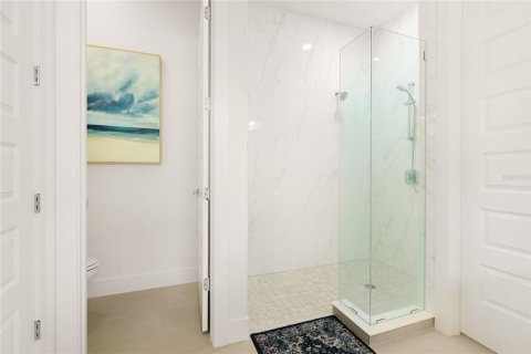 House in Sarasota, Florida 3 bedrooms, 266.35 sq.m. № 2396111 - photo 27