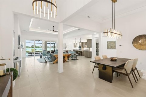 House in Sarasota, Florida 3 bedrooms, 266.35 sq.m. № 2396111 - photo 8