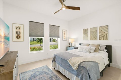 House in Sarasota, Florida 3 bedrooms, 266.35 sq.m. № 2396111 - photo 28