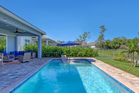 House in Stuart, Florida 5 bedrooms, 264.4 sq.m. № 2187104 - photo 25