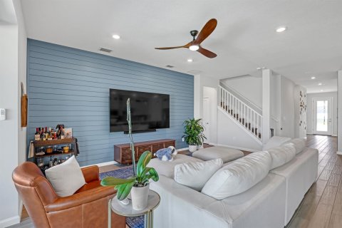 House in Stuart, Florida 5 bedrooms, 264.4 sq.m. № 2187104 - photo 8