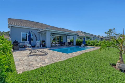 House in Stuart, Florida 5 bedrooms, 264.4 sq.m. № 2187104 - photo 28