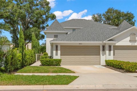 Adosado en venta en Saint Petersburg, Florida, 4 dormitorios, 204.38 m2 № 1894980 - foto 1