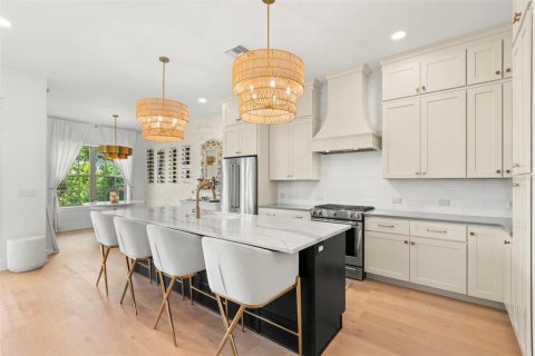 Adosado en venta en Saint Petersburg, Florida, 4 dormitorios, 204.38 m2 № 1894980 - foto 10