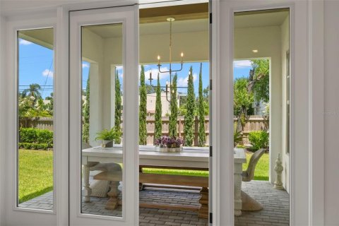 Adosado en venta en Saint Petersburg, Florida, 4 dormitorios, 204.38 m2 № 1894980 - foto 21