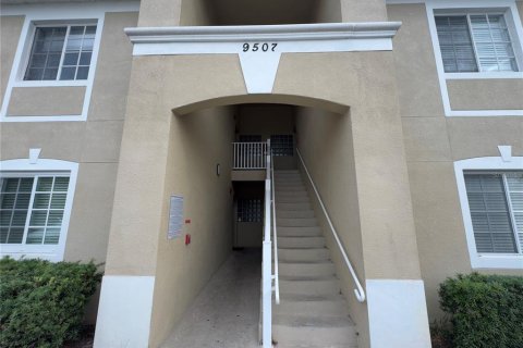 Condo in Riverview, Florida, 3 bedrooms  № 2277428