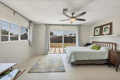 Villa ou maison à vendre à Sarasota, Floride: 3 chambres, 152.27 m2 № 1749460 - photo 16