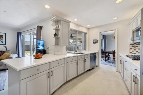 Villa ou maison à vendre à Sarasota, Floride: 3 chambres, 152.27 m2 № 1749460 - photo 8